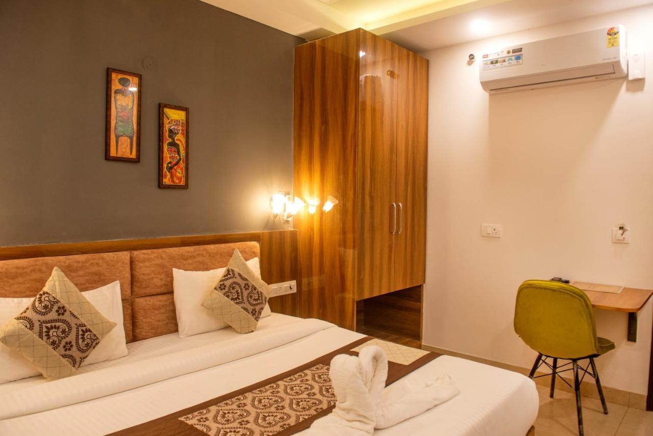 Posh Residency Huda City Center Gurgaon Exterior photo